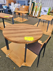Ensemble Table Ronde 110 cm avec 4 Chaises Effet Chêne Foncé et Noir T14